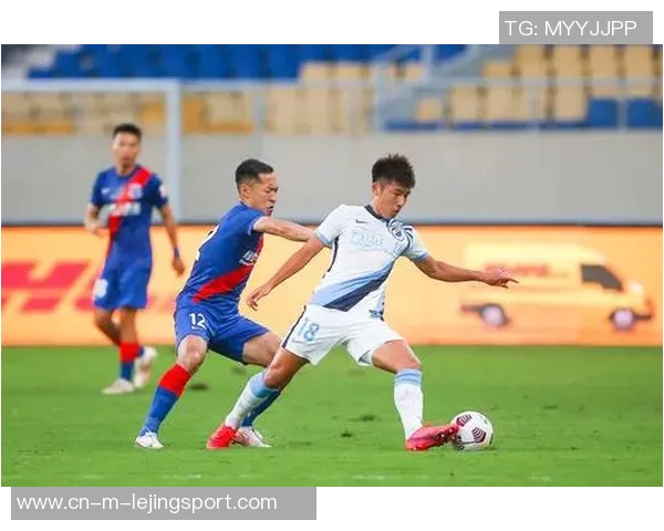 大连人对阵上海申花比赛前瞻与战术分析全面解读